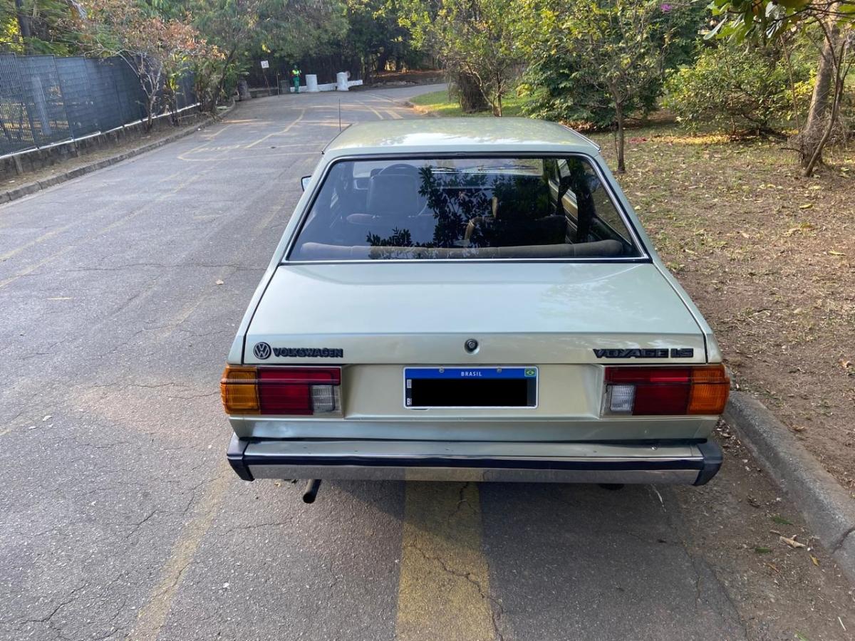 Voyage - Foto #16 do anúncio à venda de Carro clássico