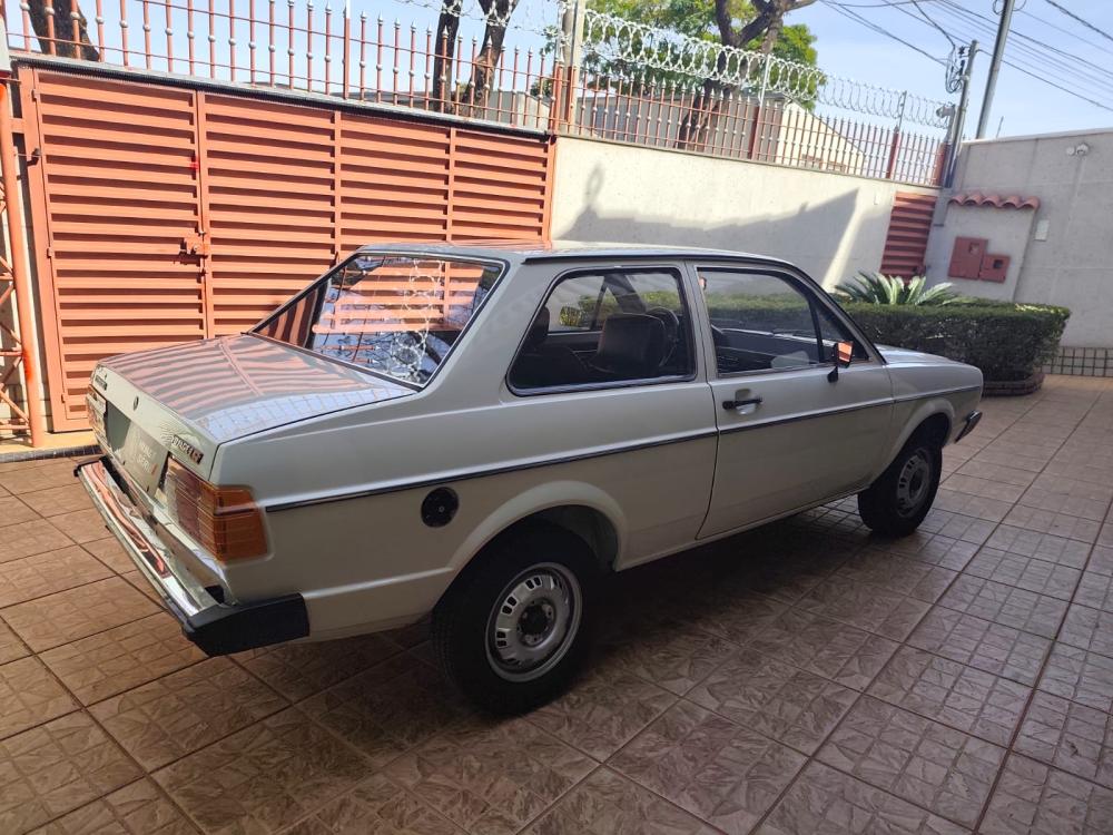 Voyage - Foto #12 do anúncio à venda de Carro clássico