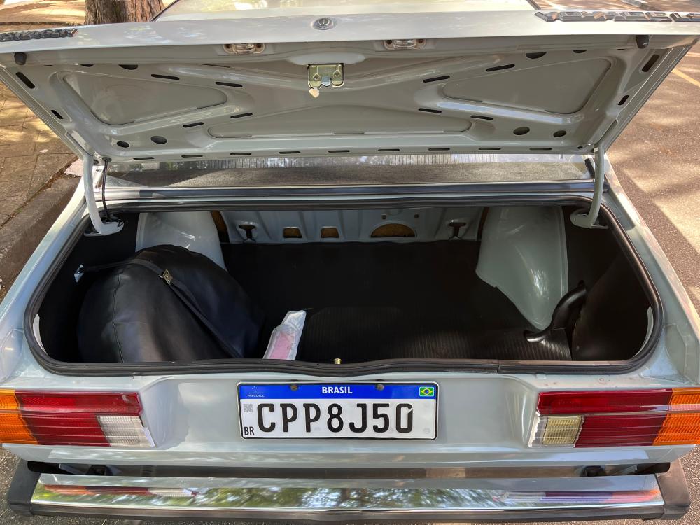 Voyage - Foto #17 do anúncio à venda de Carro clássico
