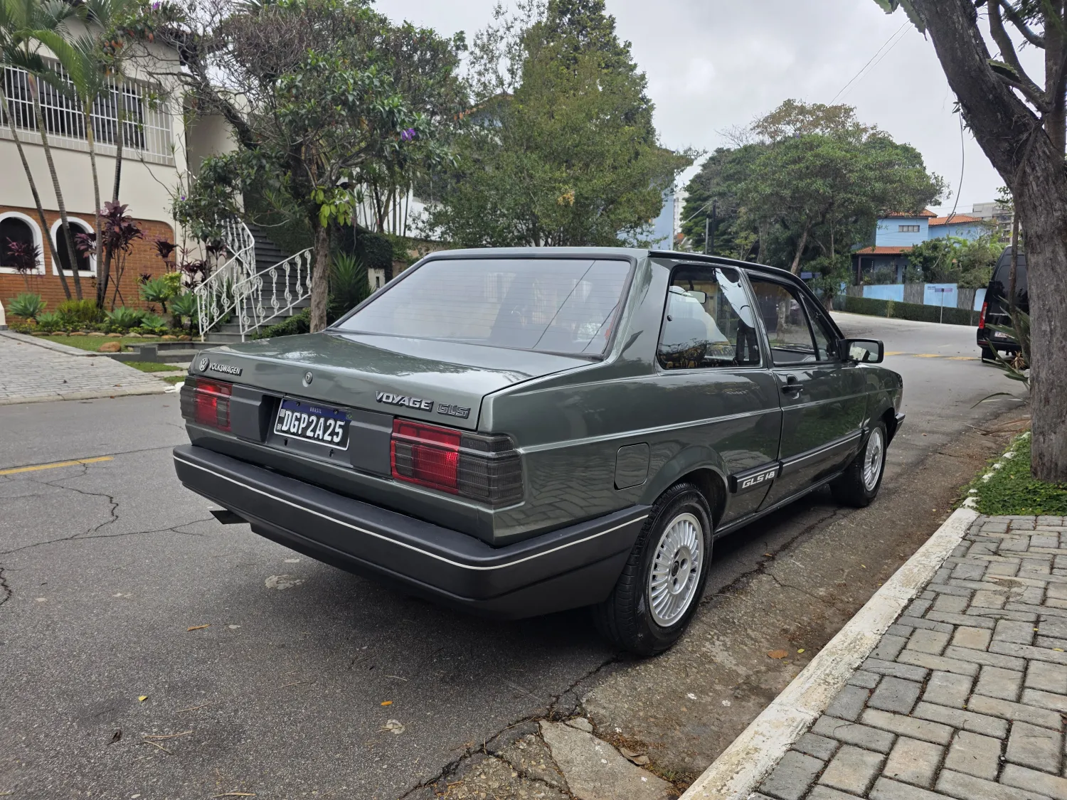 Voyage - Foto #4 do anúncio à venda de Carro clássico