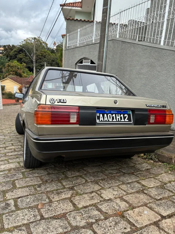 Voyage - Foto #7 do anúncio à venda de Carro clássico
