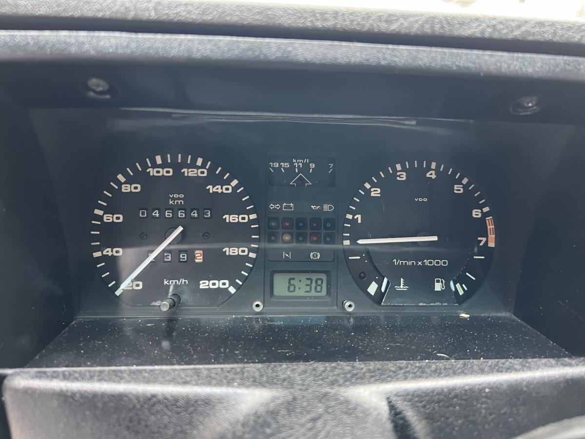 Voyage - Foto #16 do anúncio à venda de Carro clássico