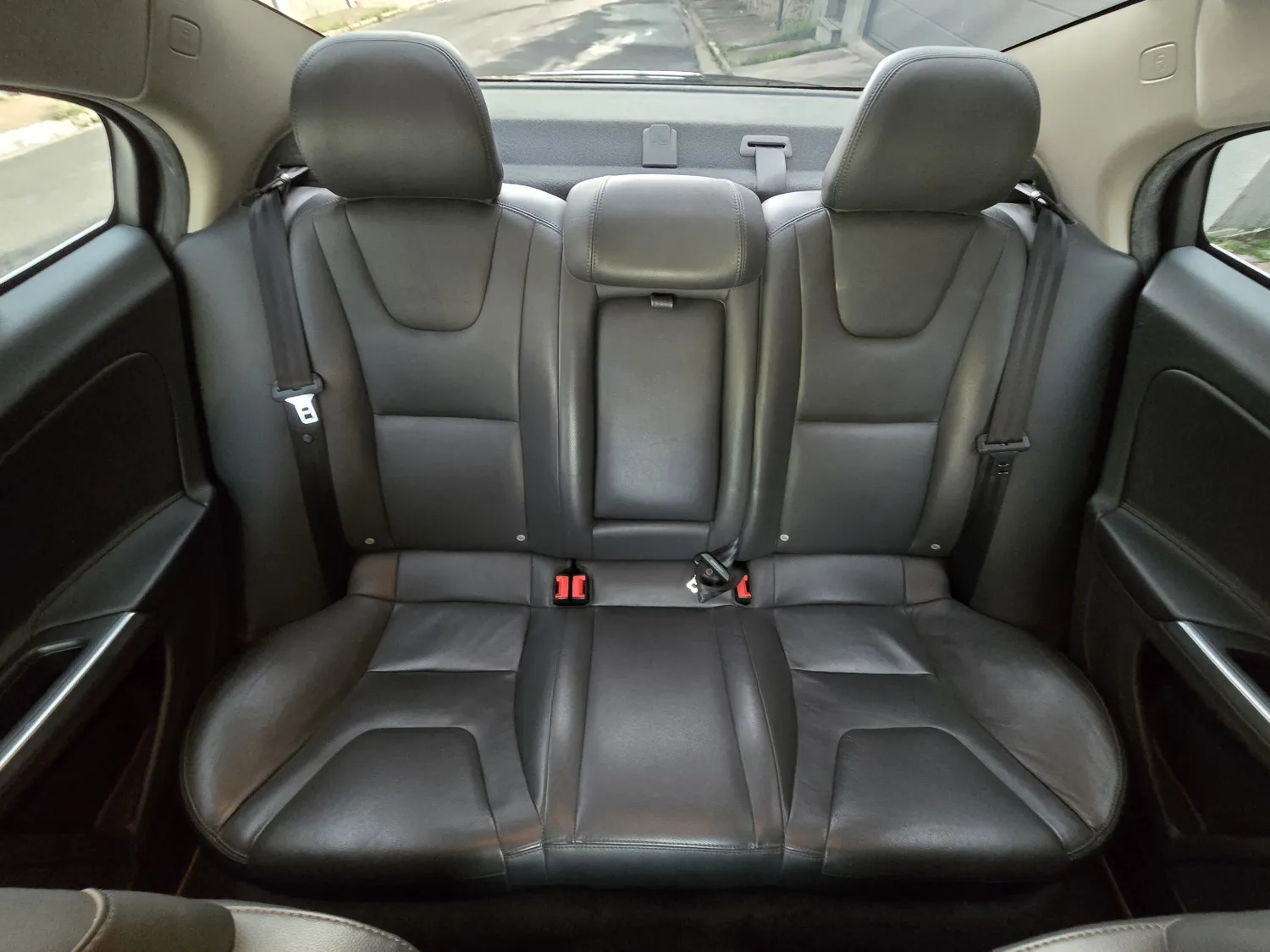 avv-volvo-s60-t5-venda-ig148q8-imagem-009