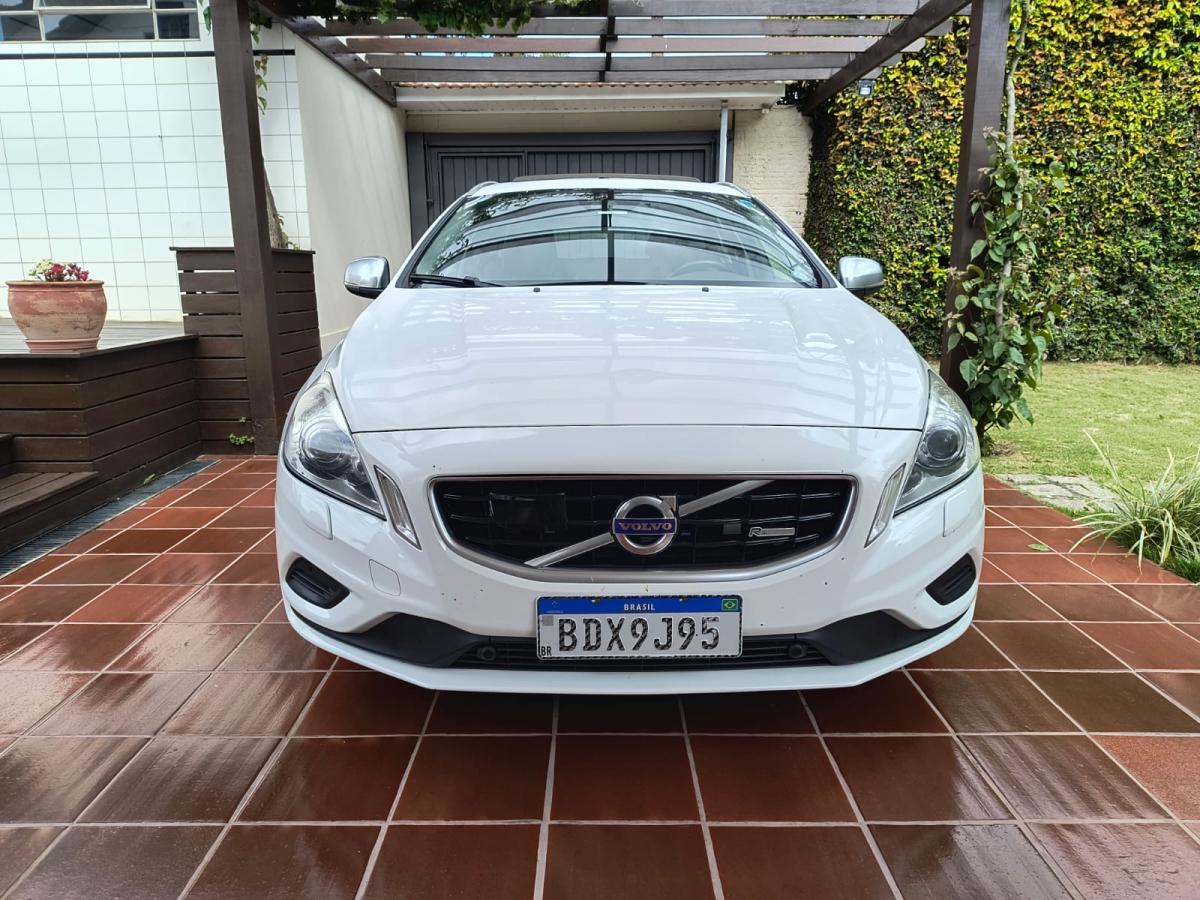 V60 - Foto #21 do anúncio à venda de Carro clássico