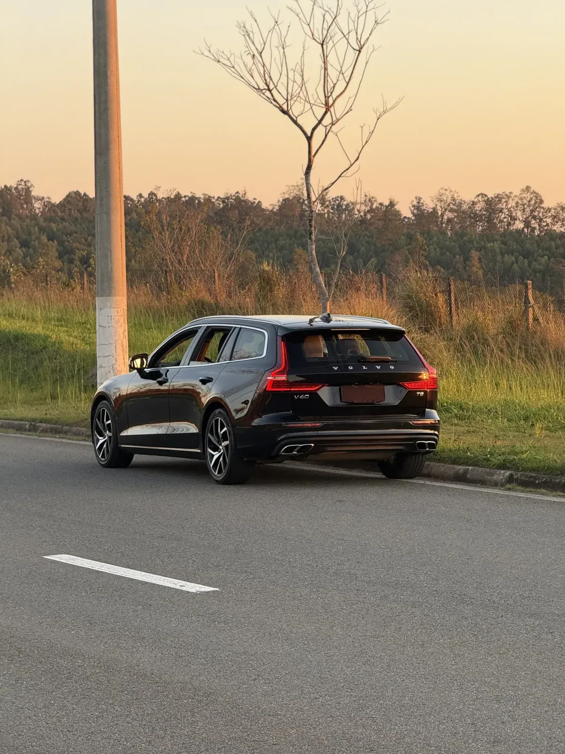 avv-volvo-v60-venda-d88d0ae-imagem-002