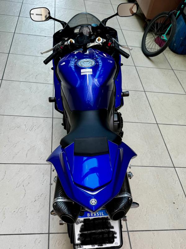 R1 - Foto #2 do anúncio à venda de Carro clássico