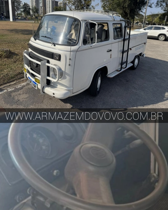 Kombi - Foto #1 do anúncio à venda de Carro clássico